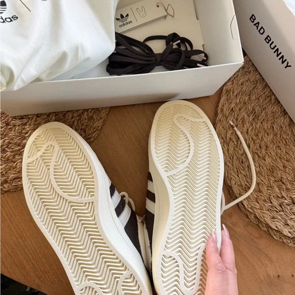 Adidas Black and White Campus Sneakers - Picture 4 of 8